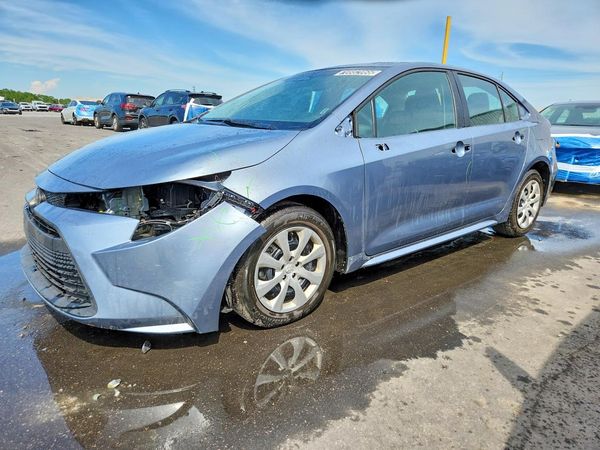 2026 TOYOTA COROLLA LE — Front 3/4