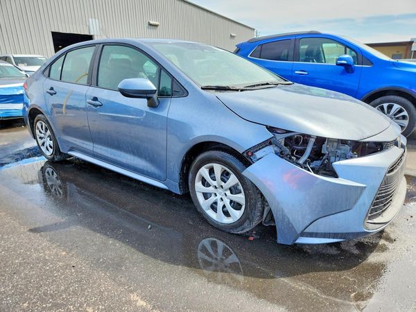 2026 TOYOTA COROLLA LE — Passenger 3/4