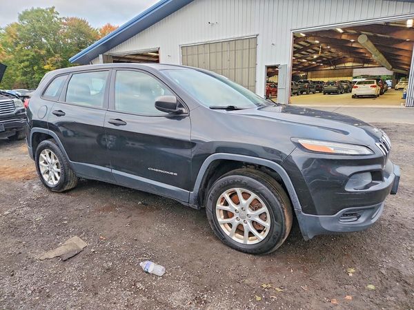 2014 JEEP CHEROKEE Sport — Passenger 3/4
