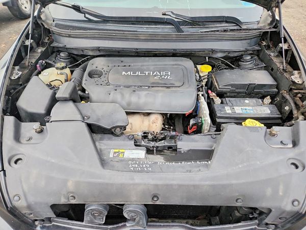 2014 JEEP CHEROKEE Sport — Engine bay