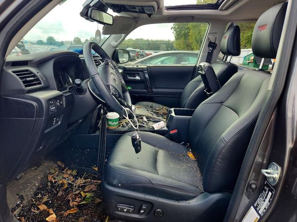 2023 TOYOTA 4RUNNER TRD offroad Prem — DENT
