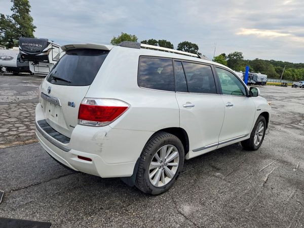 2013 TOYOTA HIGHLANDER Base/Hybrid — PSRA