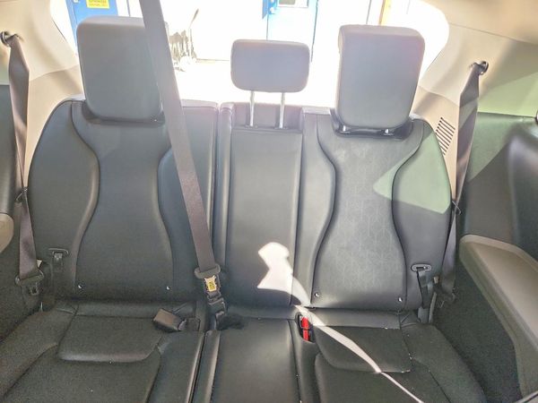 2026 KIA CARNIVAL LX, LXS — SUVN