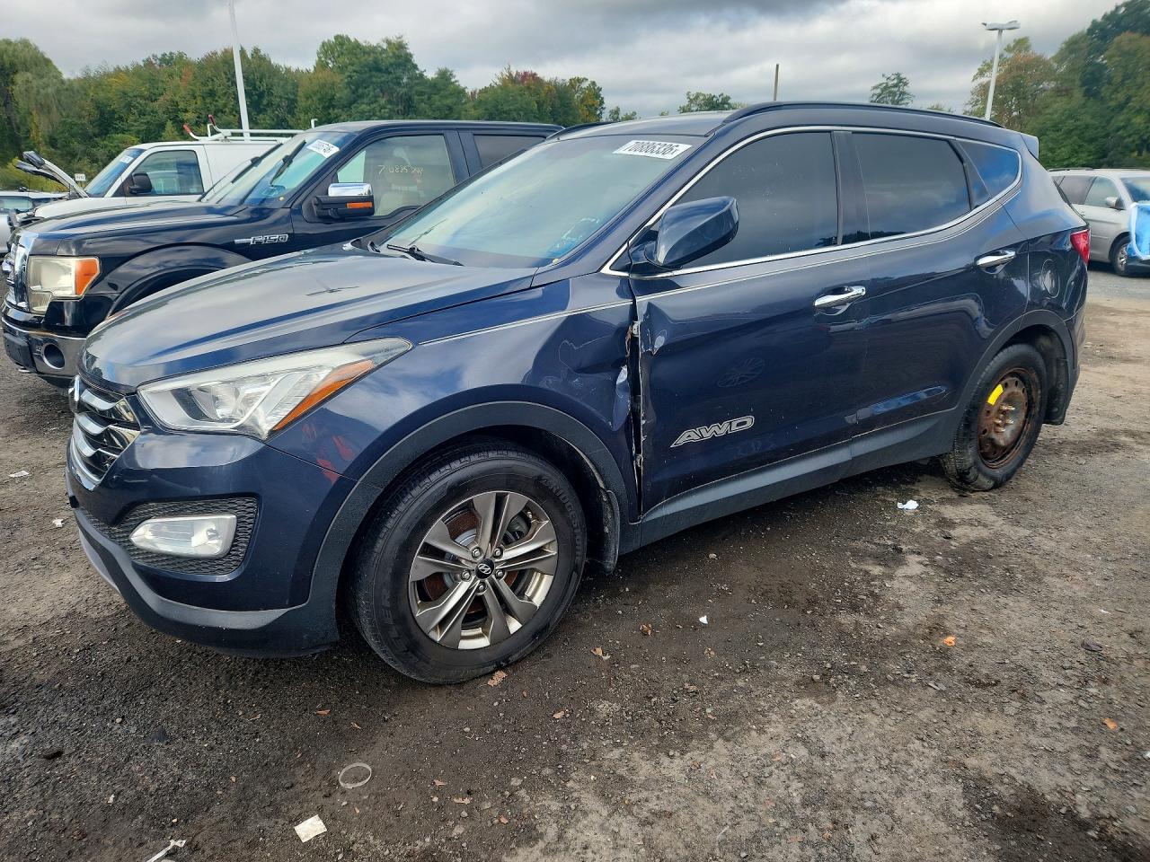 2016 HYUNDAI SANTA FE — Front 3/4