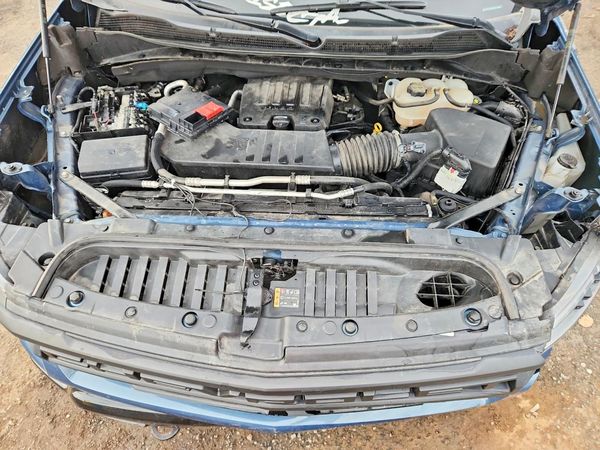 2024 CHEVROLET SILVERADO Trail Boss Custom — Engine bay