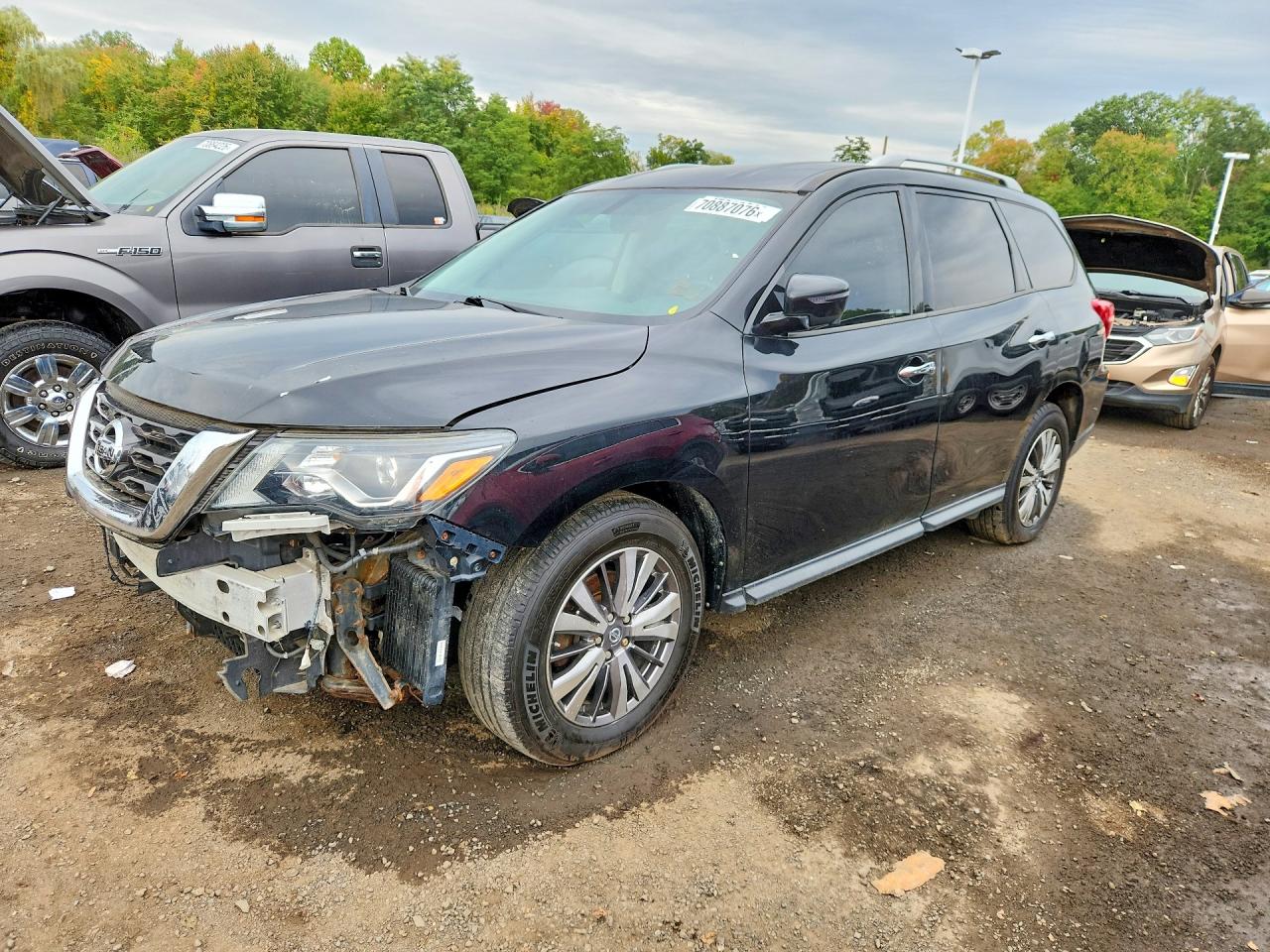 2019 NISSAN PATHFINDER — Front 3/4