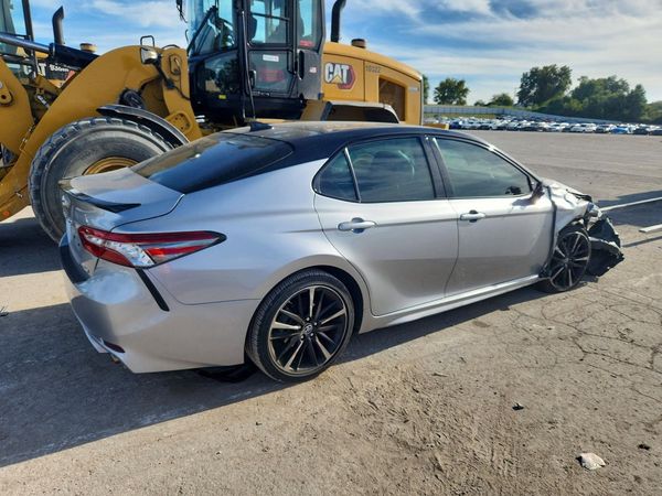 2019 TOYOTA CAMRY XSE — PSRA
