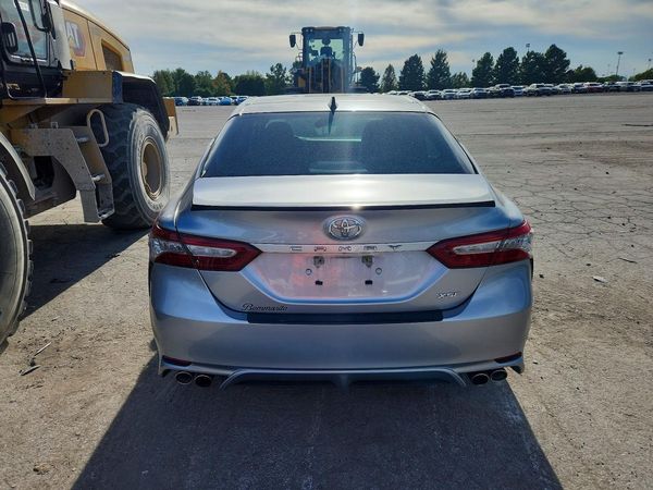 2019 TOYOTA CAMRY XSE — DIRR