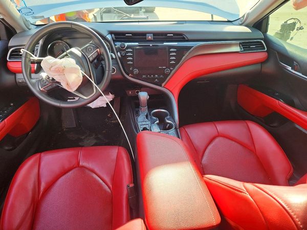2019 TOYOTA CAMRY XSE — CKPT