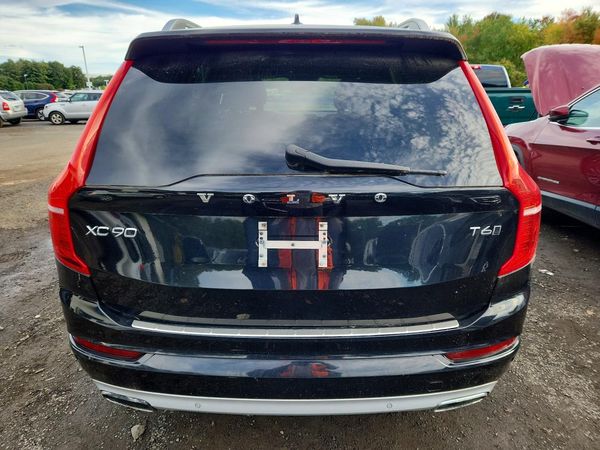 2016 VOLVO XC90 SV42 Momentum — DIRR
