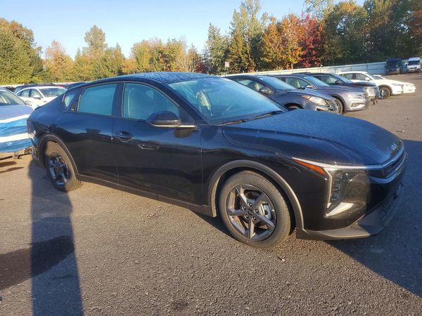 2026 KIA K4 LX, LXS — Passenger 3/4