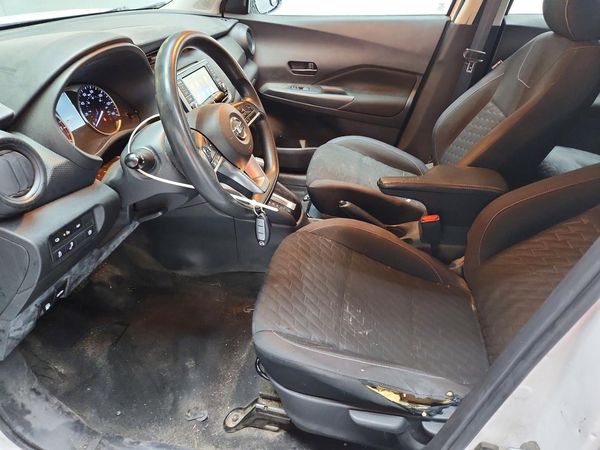 2021 NISSAN KICKS S — DENT