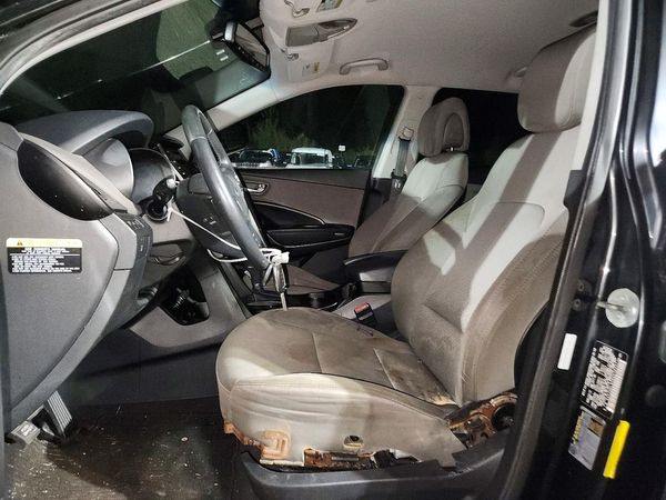 2013 HYUNDAI SANTA FE — DENT