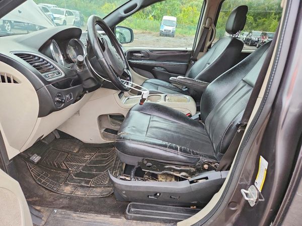 2019 DODGE GRAND CARAVAN — DENT