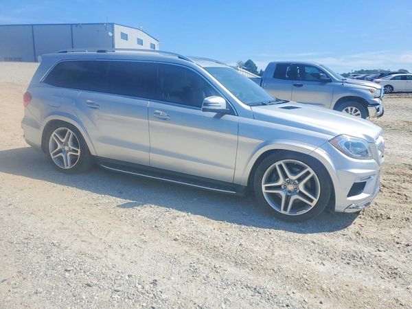 2016 MERCEDES-BENZ GL-CLASS GL550-4M — Passenger 3/4