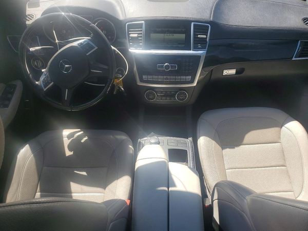 2016 MERCEDES-BENZ GL-CLASS GL550-4M — CKPT