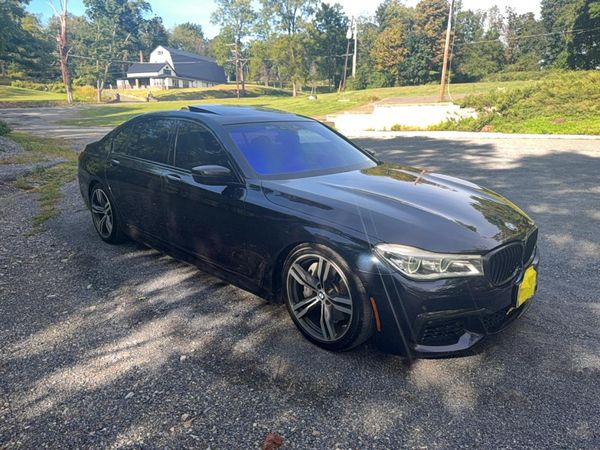 2019 BMW 750