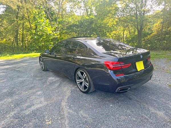 2019 BMW 750