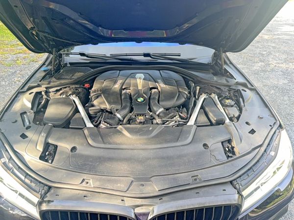 2019 BMW 750