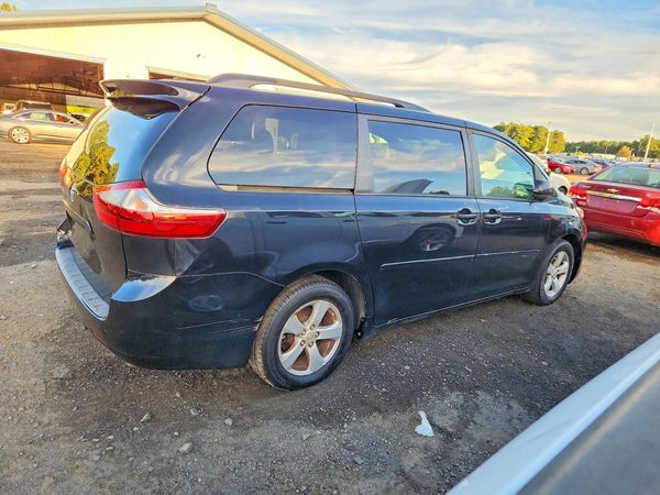 2017 TOYOTA SIENNA LE Mobility/LE — PSRA