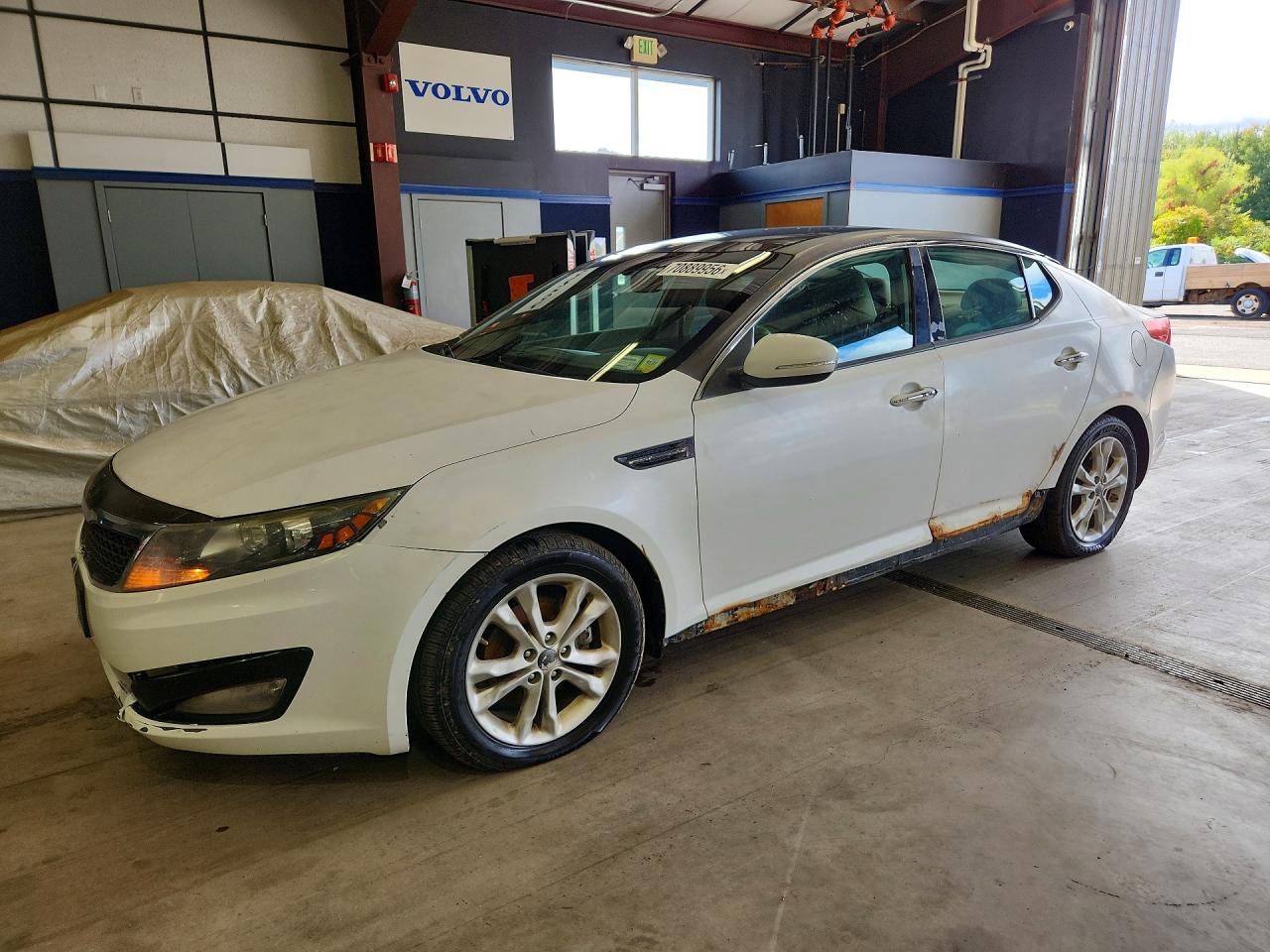 2013 KIA OPTIMA — Front 3/4