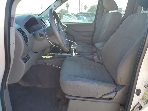 2019 NISSAN FRONTIER — DENT