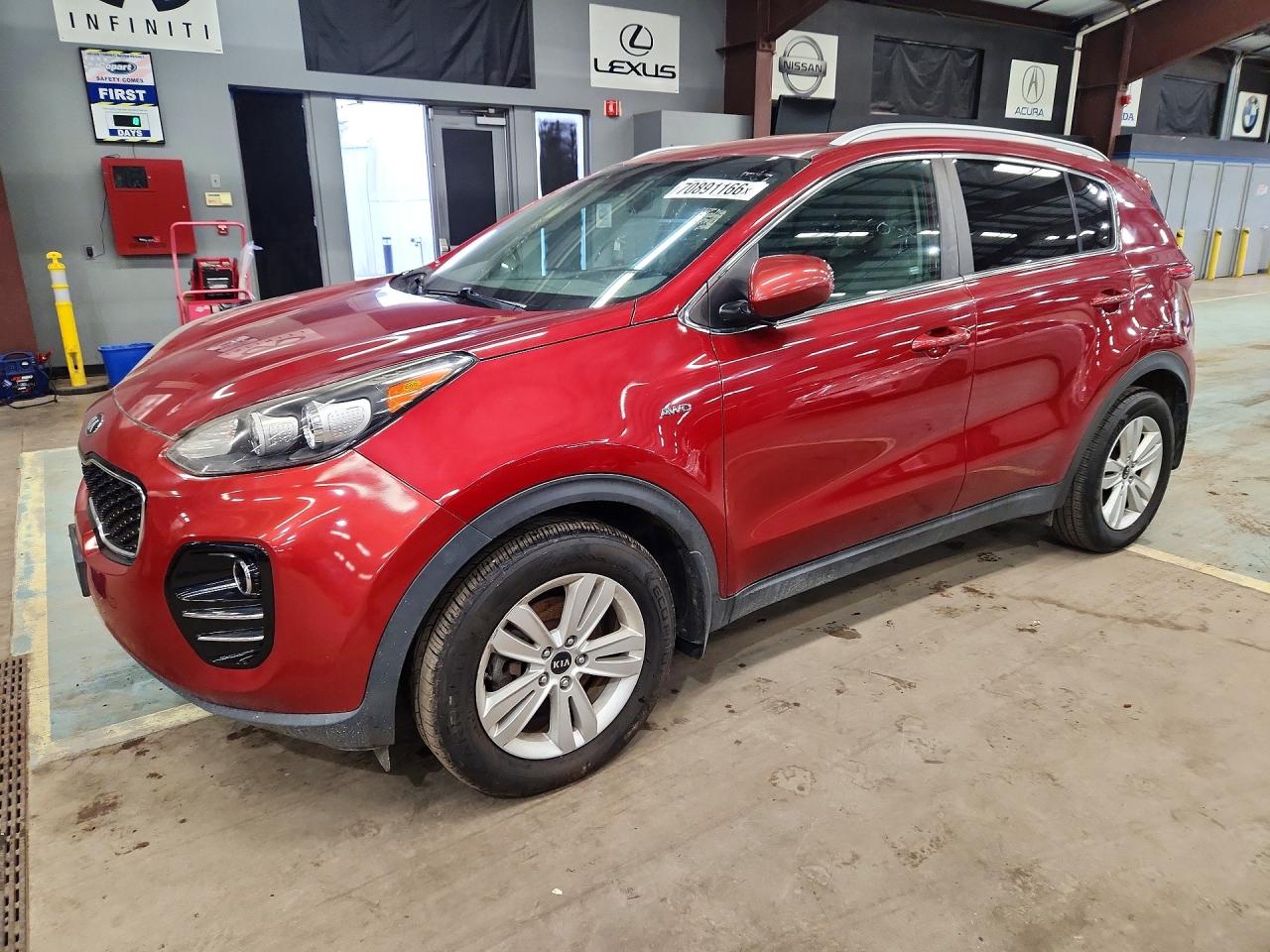2017 KIA SPORTAGE — Front 3/4