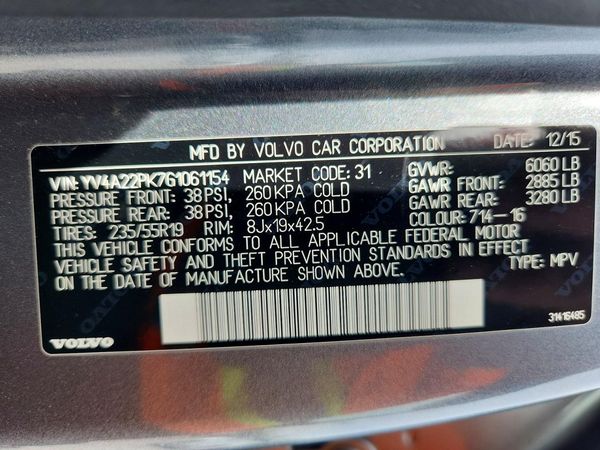 2016 VOLVO XC90 SV42 Momentum — VINS