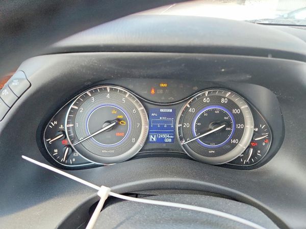 2015 INFINITI QX80 — ODOM