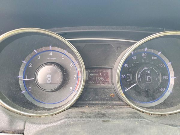 2012 HYUNDAI SONATA Middle level — ODOM