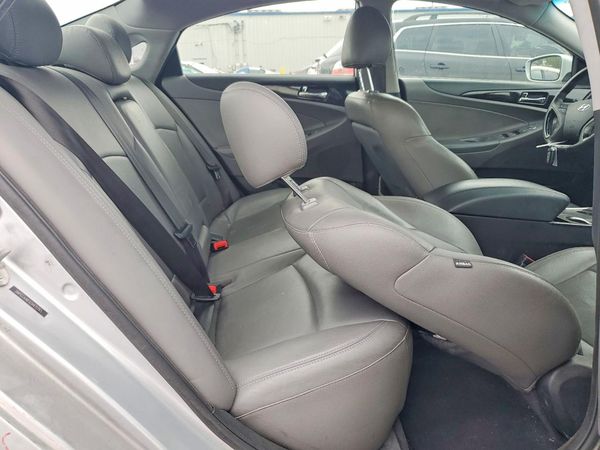 2012 HYUNDAI SONATA Middle level — PSRS