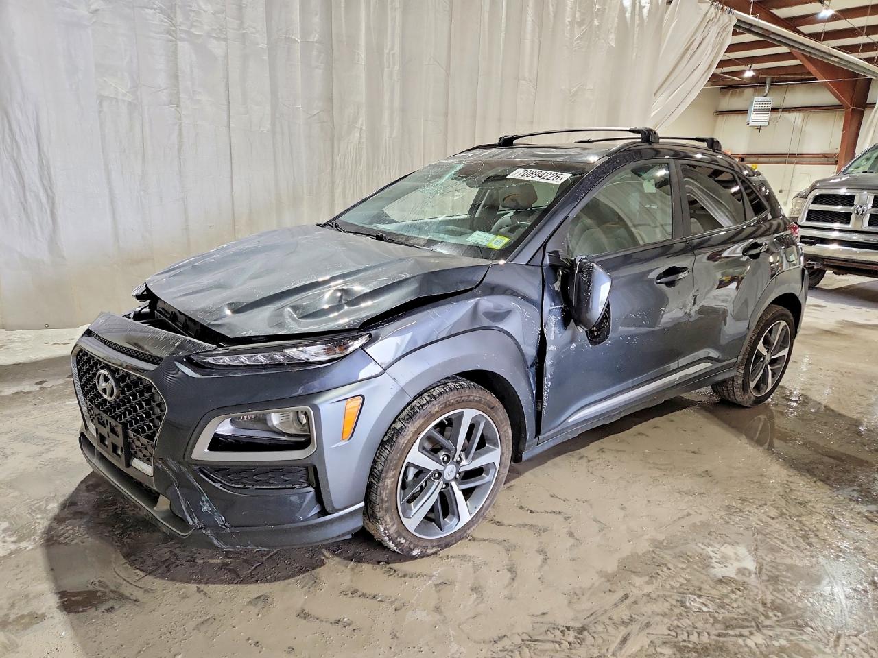 2021 HYUNDAI KONA Limited — Front 3/4