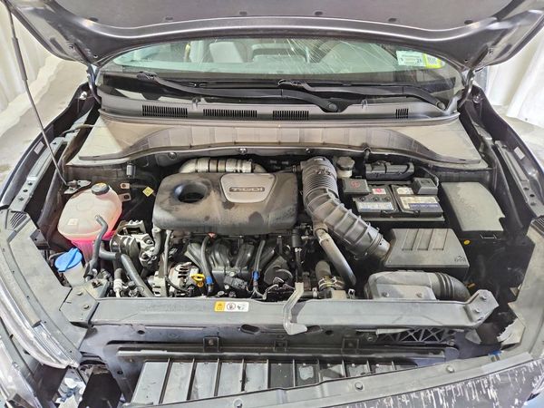 2021 HYUNDAI KONA Limited — Engine bay