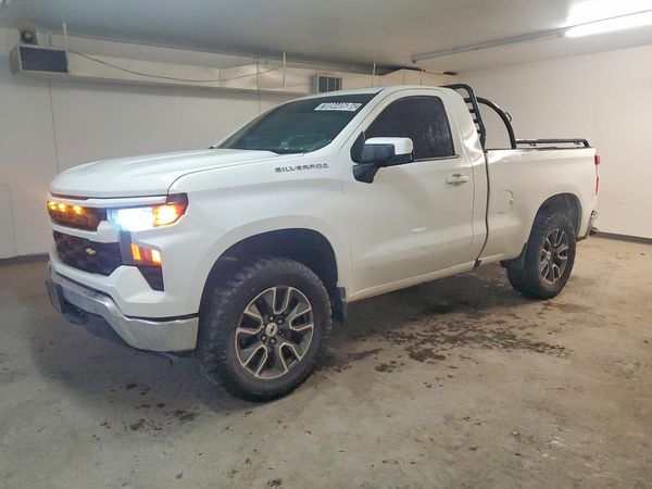 2022 CHEVROLET SILVERADO Work Truck — Front 3/4