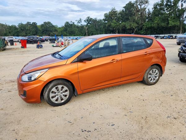 2017 HYUNDAI ACCENT SE Base — Front 3/4