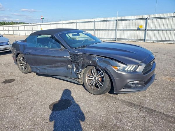 2017 FORD MUSTANG I4 Convertible — Passenger 3/4