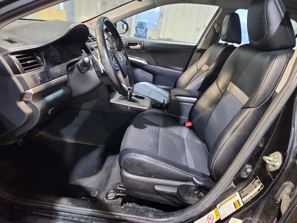 2014 TOYOTA CAMRY — DENT