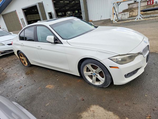 2013 BMW 3 SERIES — Passenger 3/4