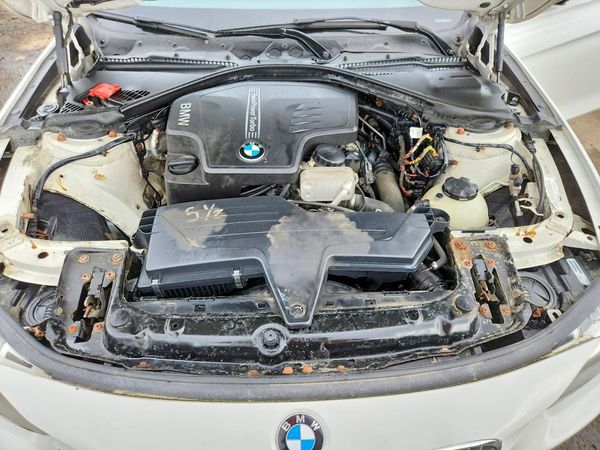 2013 BMW 3 SERIES — Engine bay