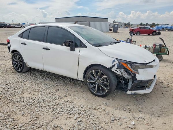 2021 TOYOTA COROLLA — Passenger 3/4
