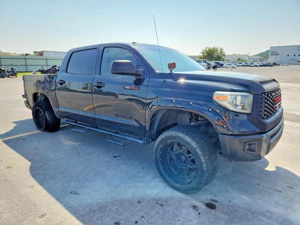 2018 TOYOTA TUNDRA SR5 — Passenger 3/4