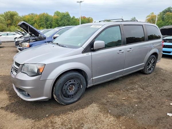 2018 DODGE CARAVAN GT (US), GT FWD (Can) — Front 3/4