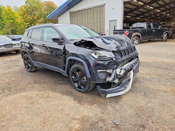 2021 JEEP COMPASS — Passenger 3/4
