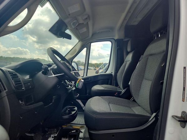 2026 RAM PROMASTER 2500 — DENT