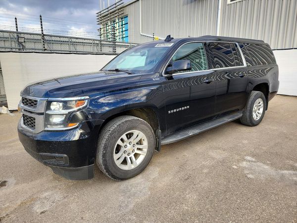 2016 CHEVROLET SUBURBAN LS — Front 3/4