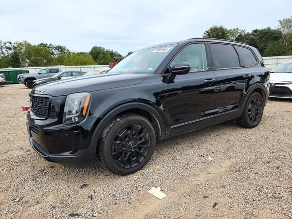 2022 KIA TELLURIDE EX — Front 3/4
