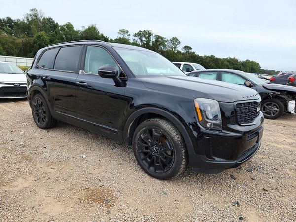 2022 KIA TELLURIDE EX — Passenger 3/4