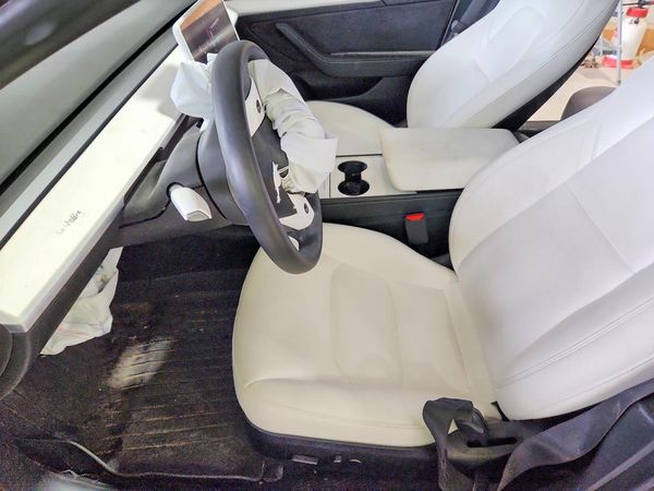 2021 TESLA MODEL 3 — DENT
