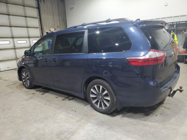 2018 TOYOTA SIENNA LE — DSRA