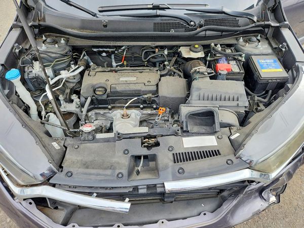 2019 HONDA CRV LX — Engine bay